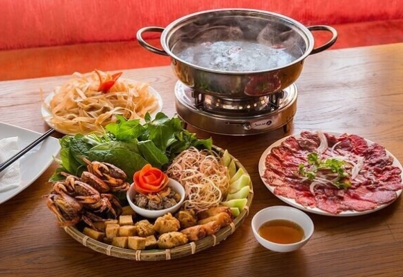 lau-thit-bap-nau-gung